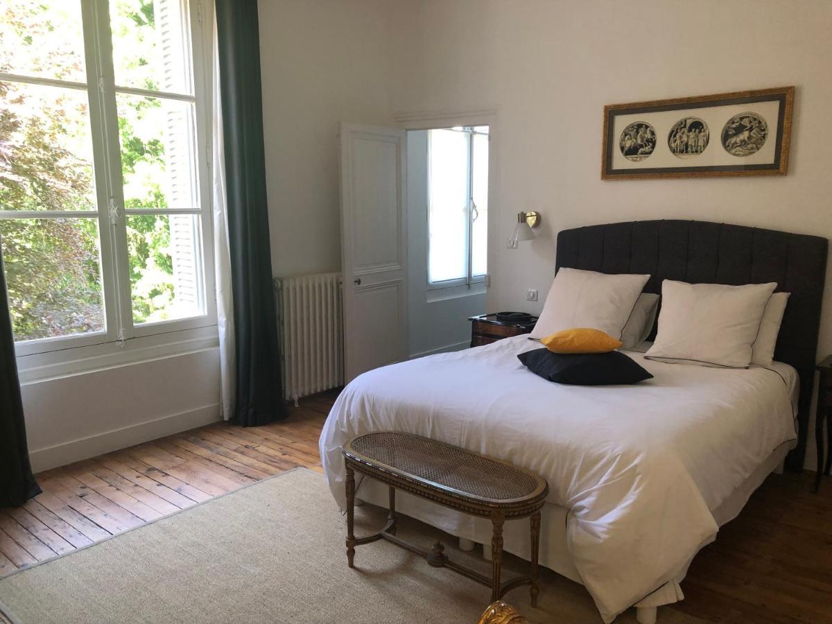 La Grande Carree Bed & Breakfast Saint-Cyr-sur-Loire Cameră foto