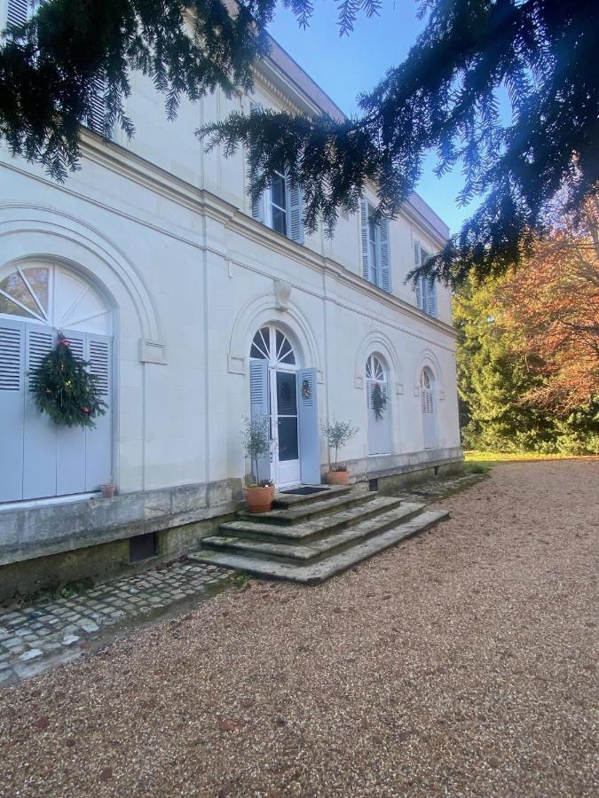 La Grande Carree Bed & Breakfast Saint-Cyr-sur-Loire Exterior foto