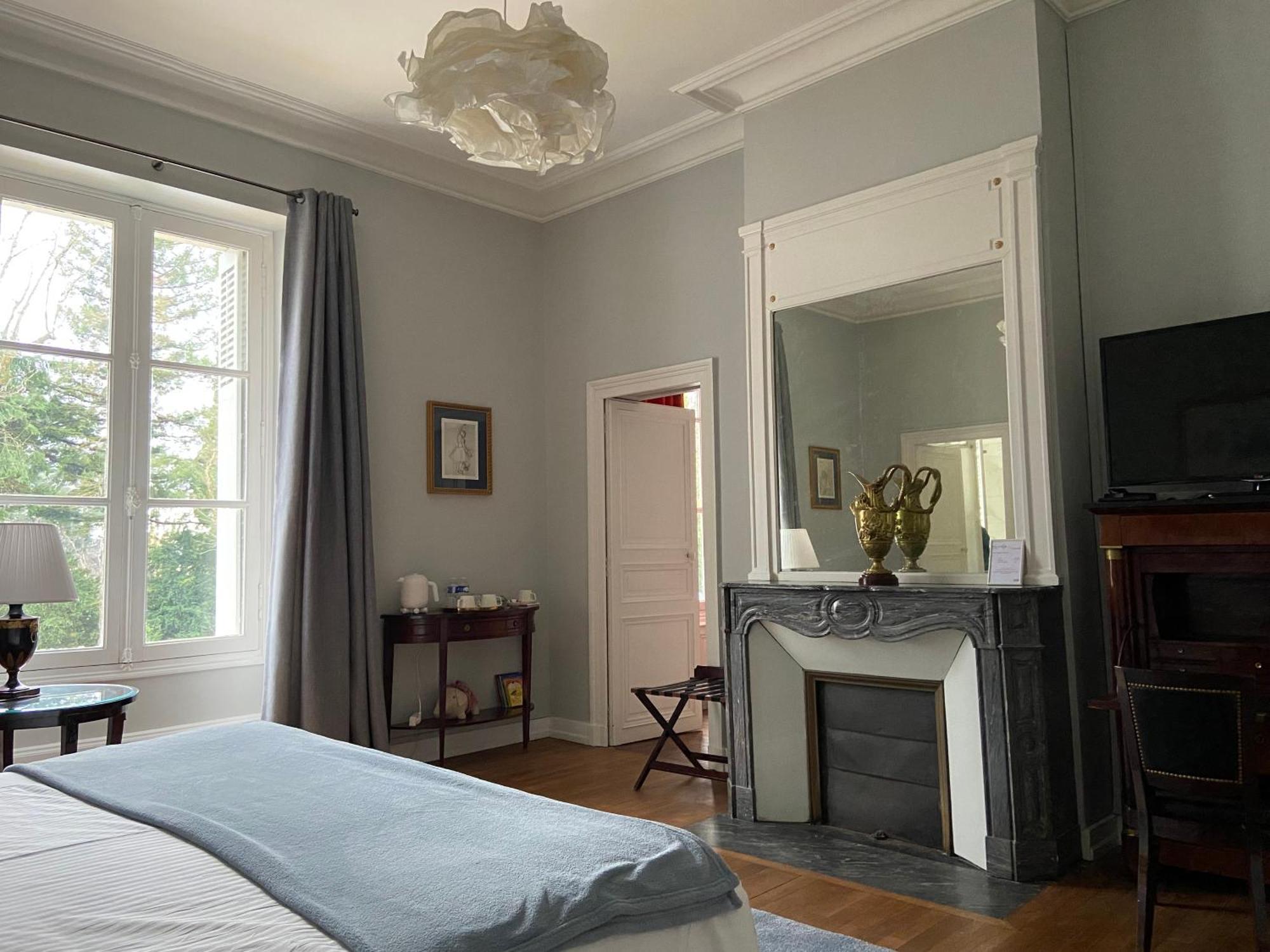 La Grande Carree Bed & Breakfast Saint-Cyr-sur-Loire Cameră foto